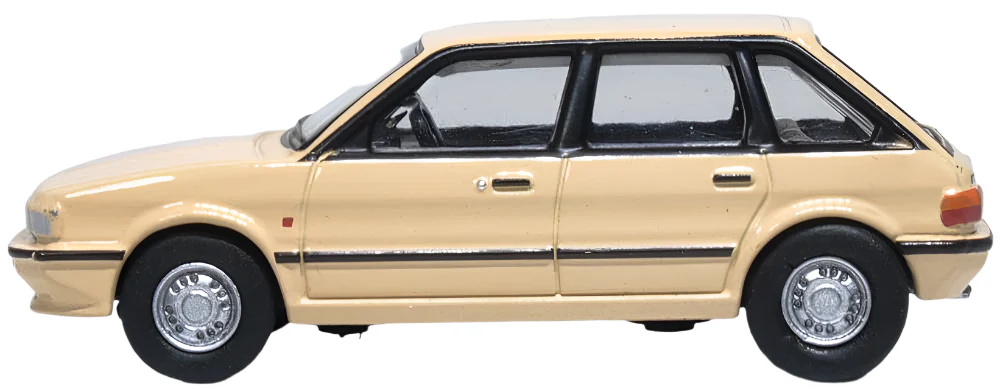 76MST002 Austin Maestro Rattan Beige - Image 3