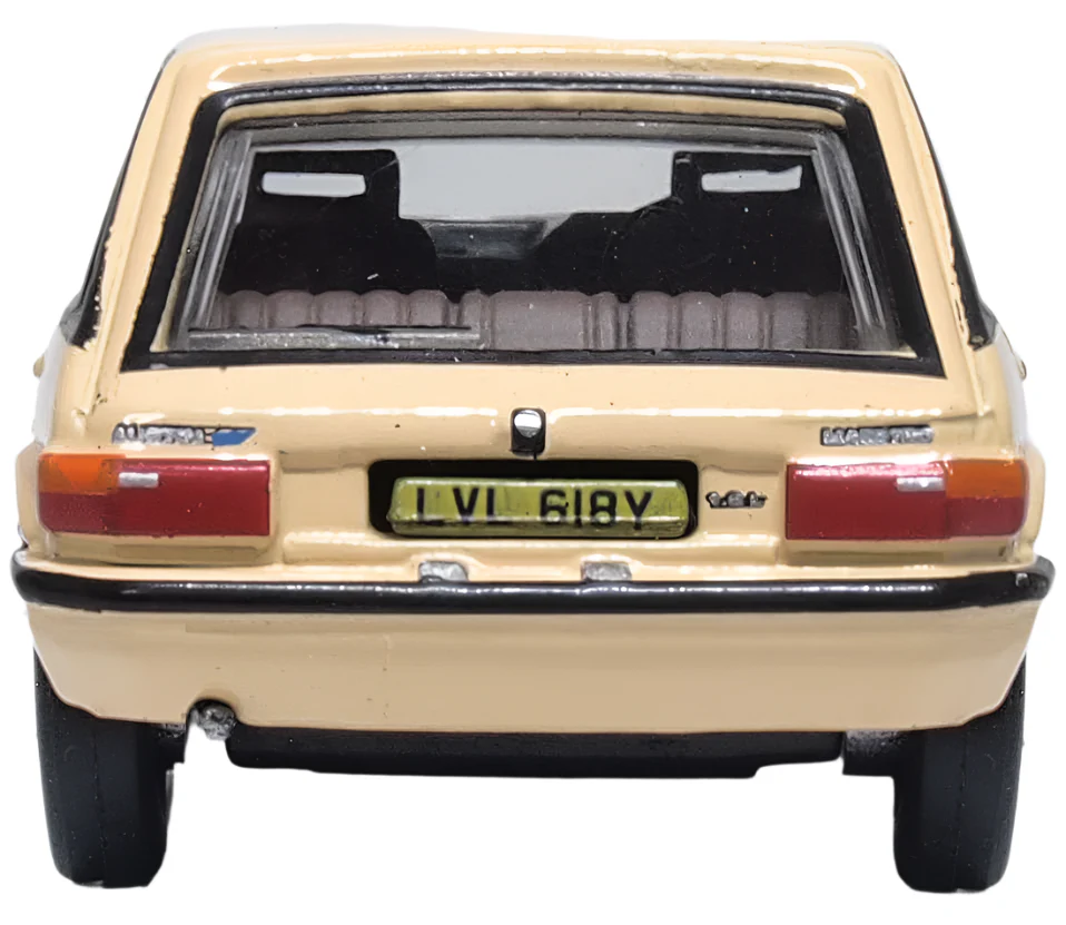76MST002 Austin Maestro Rattan Beige - Image 5