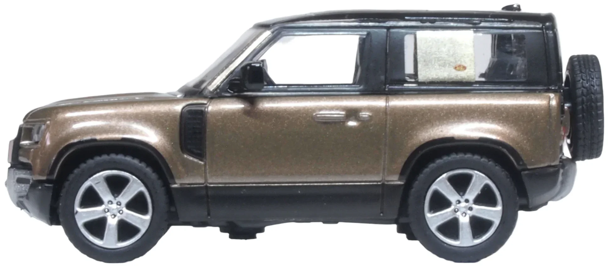 76ND90003 Land Rover Defender 90 New Godwana Stone - Image 3