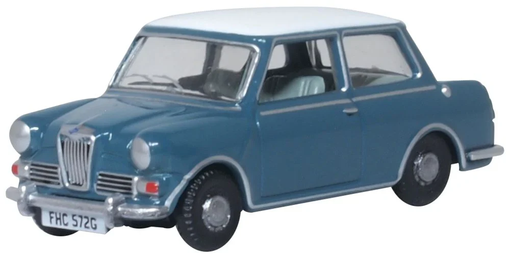 76RE002 Riley Elf MkIII Persian Blue/Snowberry White