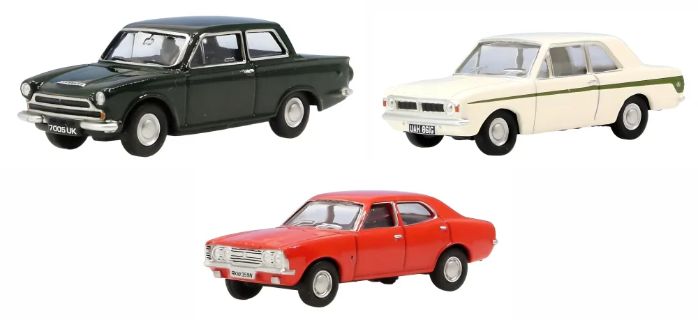 76SET84 Ford Cortina Set (3)