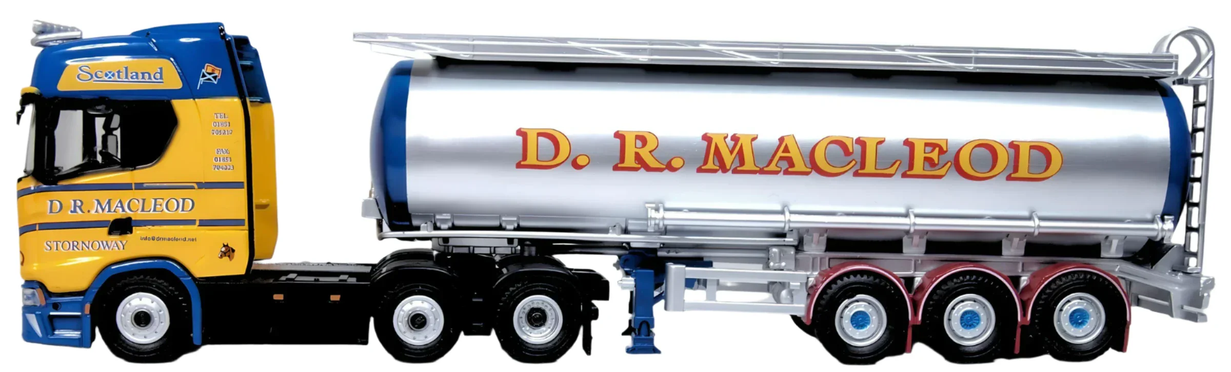 76SNG003 Scania S Series Cylindrical Tanker D R Macleod - Image 3