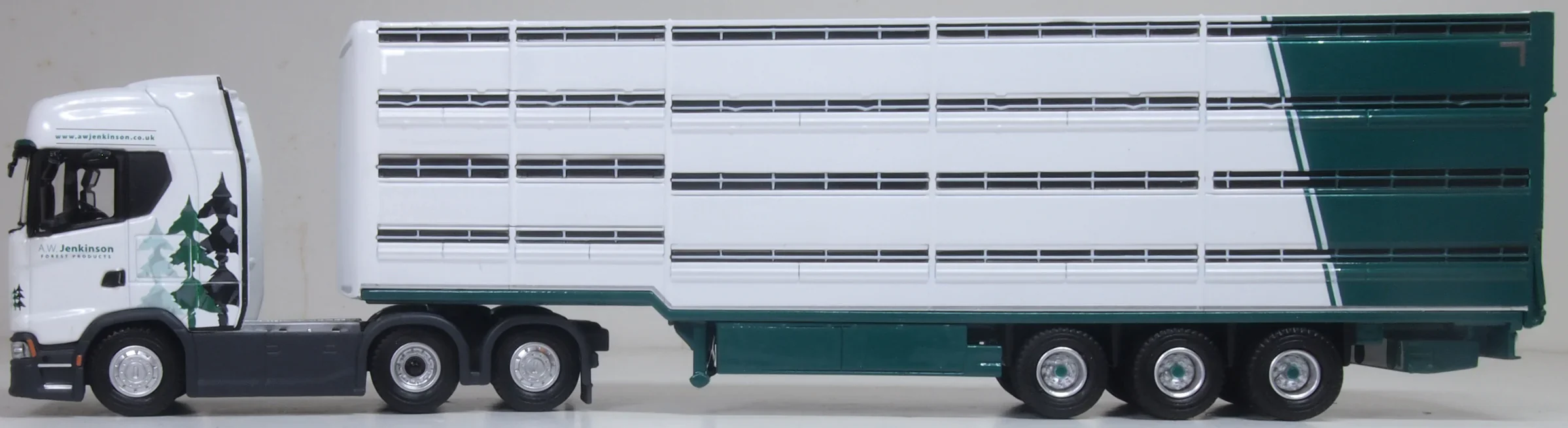 76SNG006 Scania S Series Livestock Trailer A W Jenkinson - Image 3