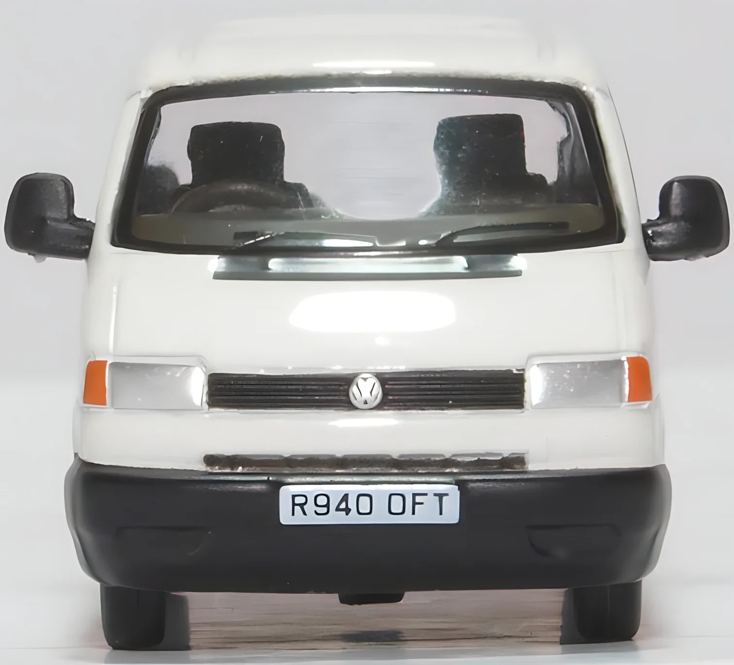 76T4002 VW T4 Van Grey White - Image 2