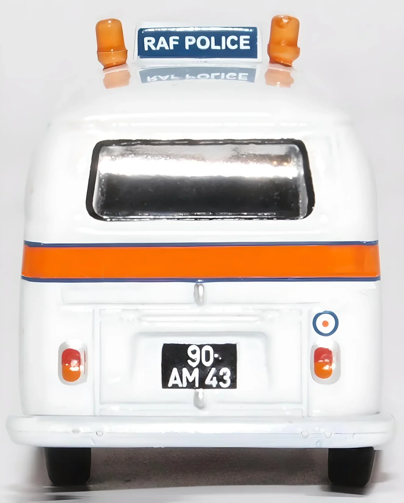 76VW031 VW Bay Window RAF Police - Image 5