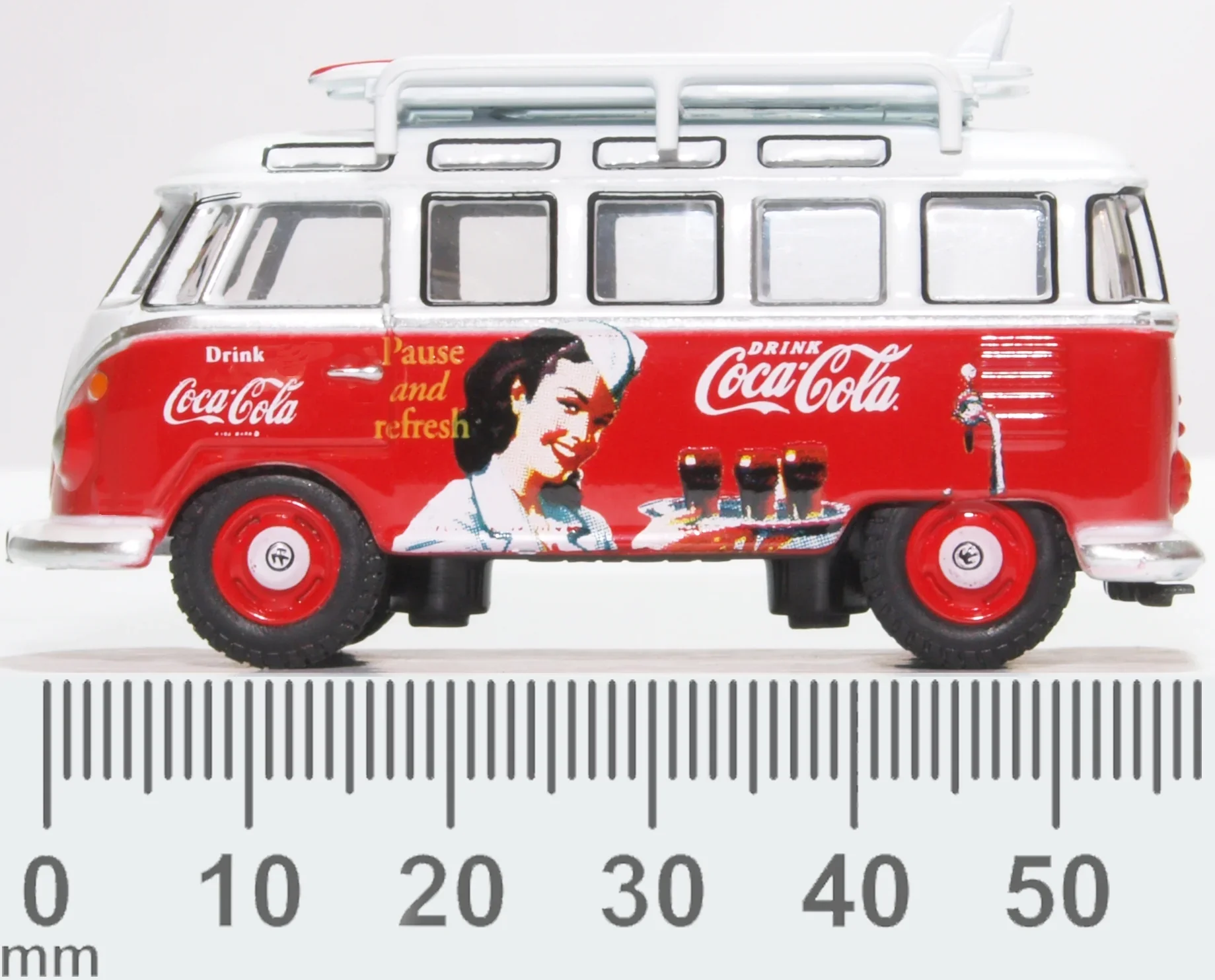 76VWS008CC VW T1 Bus and Surfboards Coca Cola - Image 6