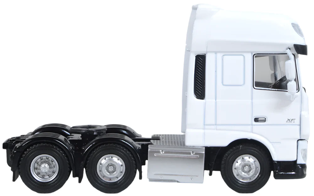 76WHDAFCAB DAF XF Euro 6 Cab White - Image 4