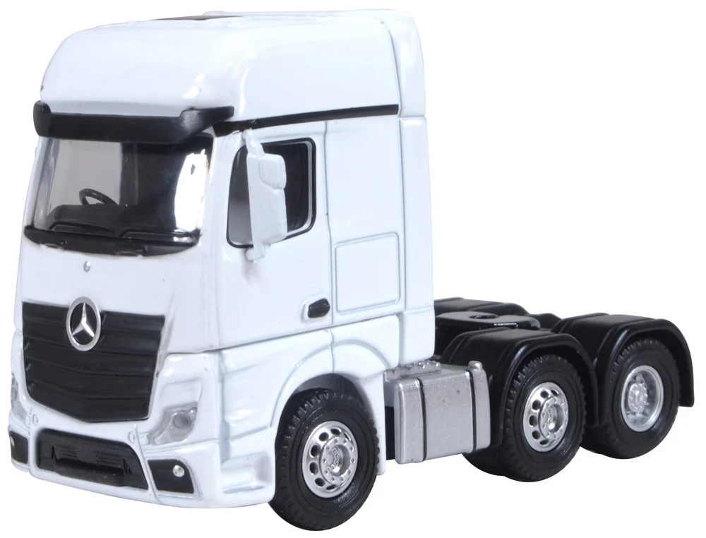 76WHMERCAB Mercedes Actros Cab White