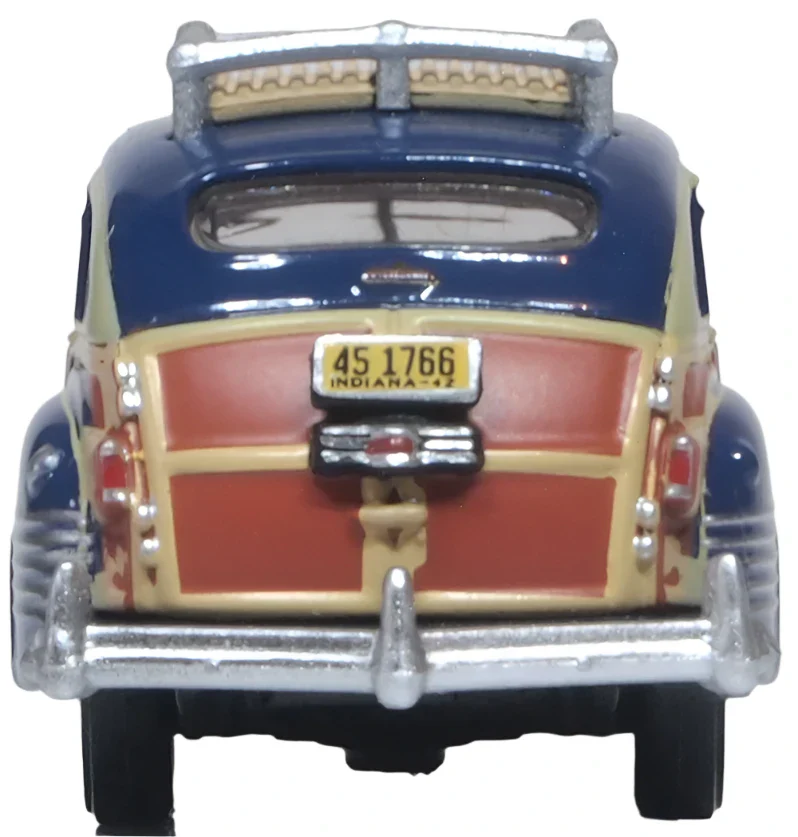 87CB42002 1942 Chrysler Town & Country Woody Wagon South Sea Blue - Image 5