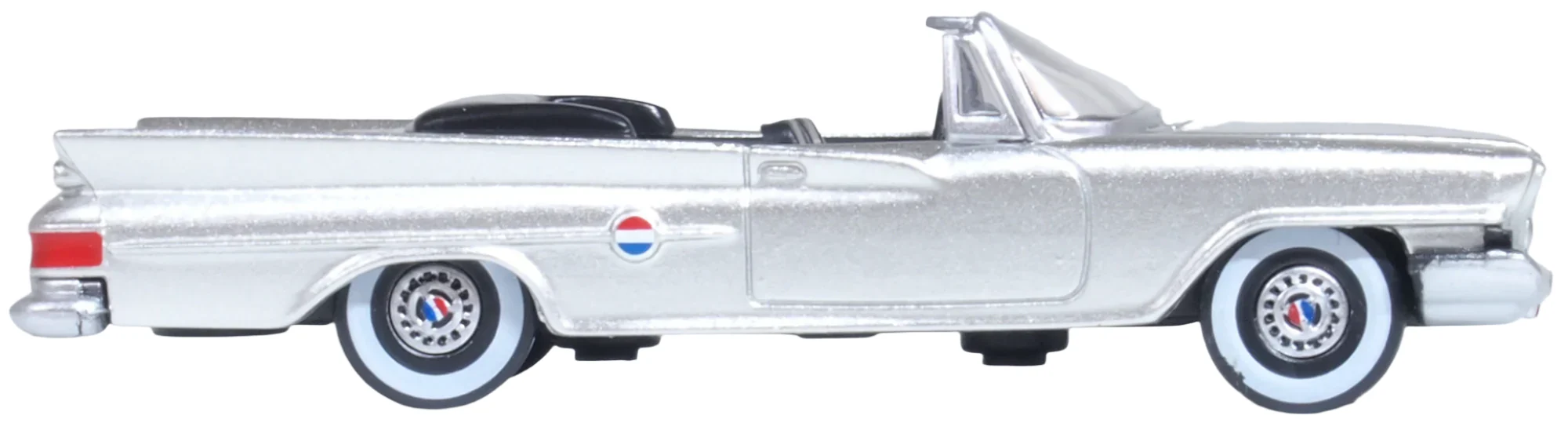 87CC61007 1961 Chrysler 300G Convertible (Open) Sheffield Silver - Image 4