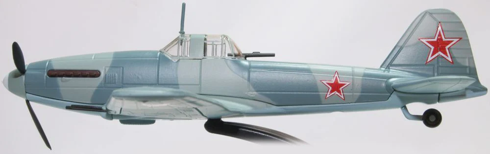 AC093 Ilyushin il-10 - Image 3