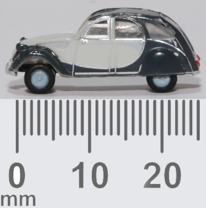 NCT006 Citroen 2CV Charleston Two Tone Grey - Image 6