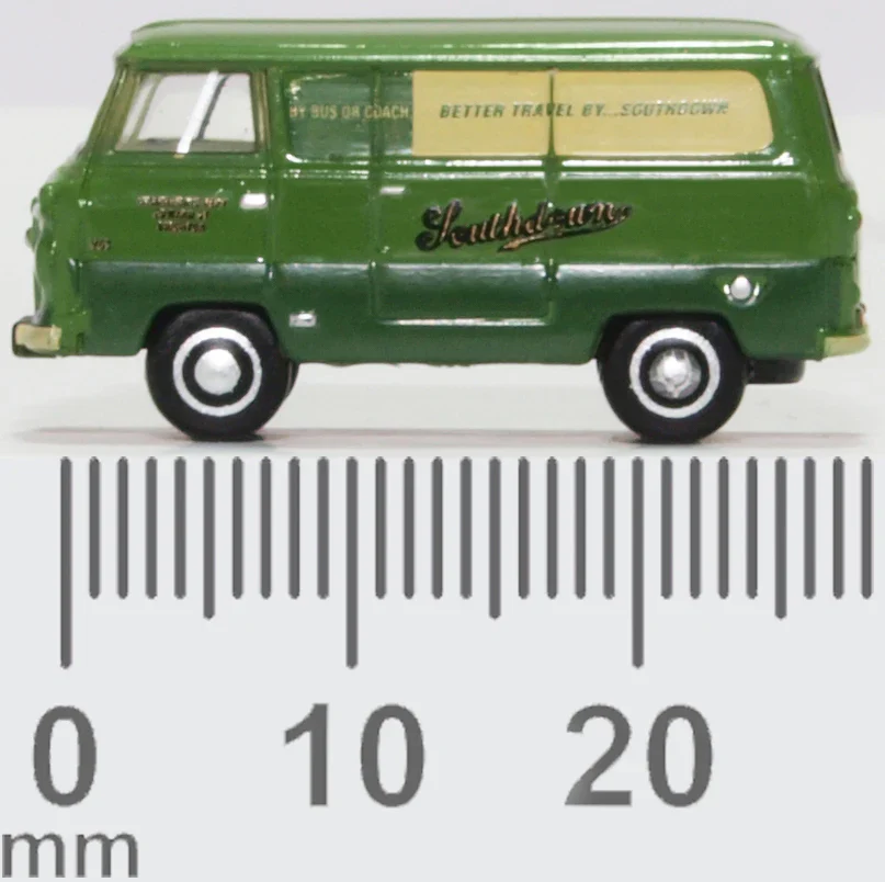 NFDE008 Ford 400E Van Southdown - Image 5