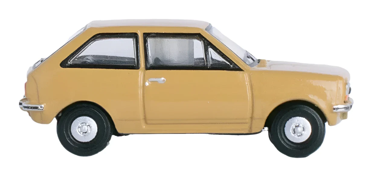 NFF002 Ford Fiesta Mk1 Nevada Beige - Image 4