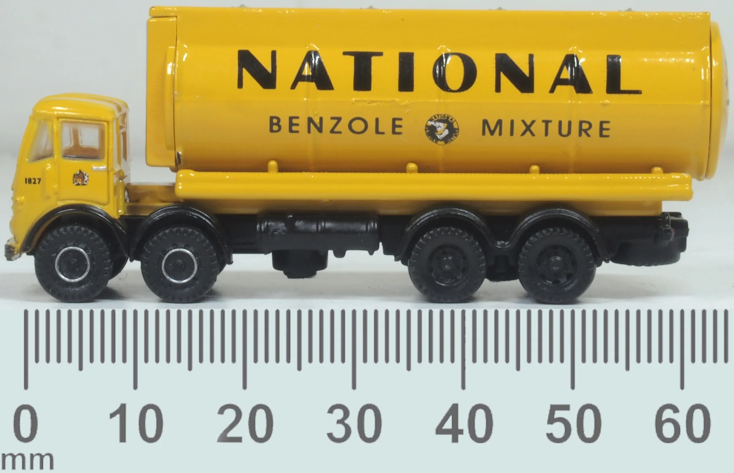 NFG015 Foden FG Cylindrical Tanker National Benzole - Image 6