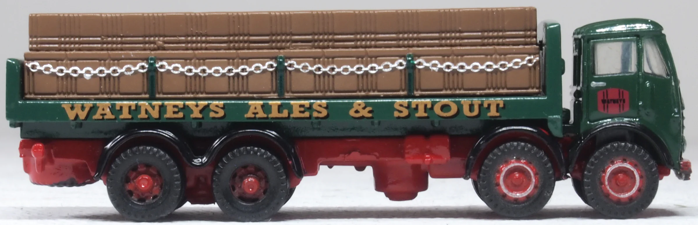 NFG016 Foden FG 8 Wheel Dray Watneys - Image 4