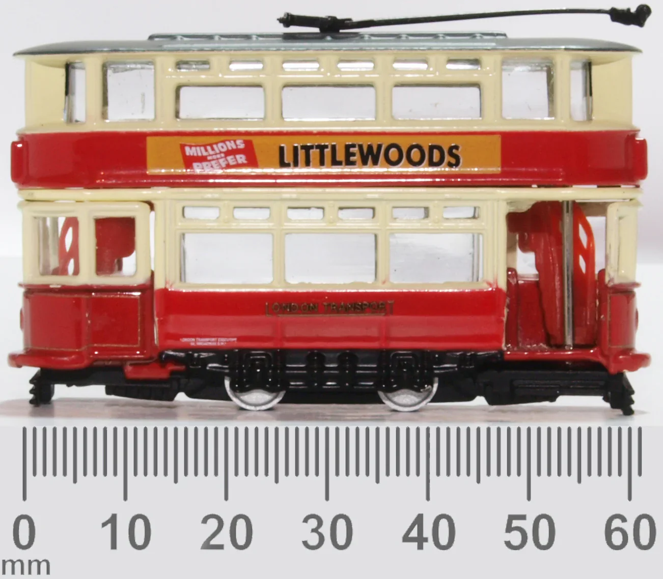 NTR008 Tram London Transport - Image 6