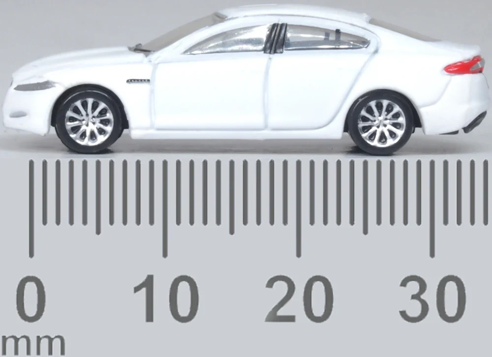 NXF005 Jaguar XF Polaris White - Image 6