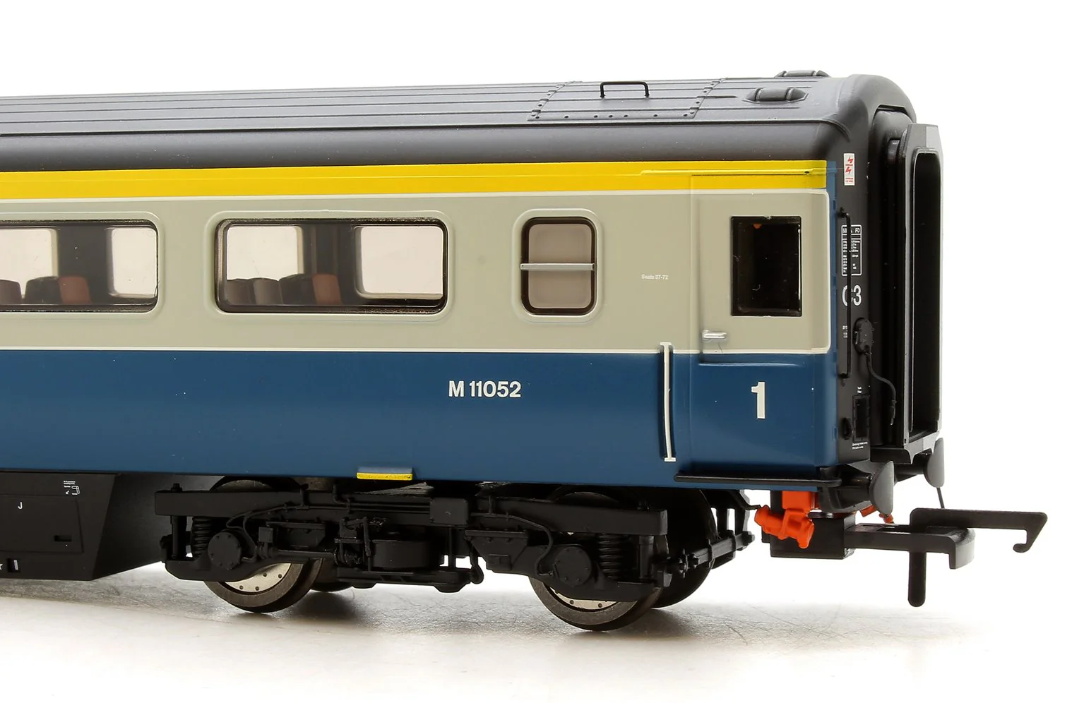 OR763FO001 BR Mk3a FO Coach - Blue/Grey M11052 - Image 3