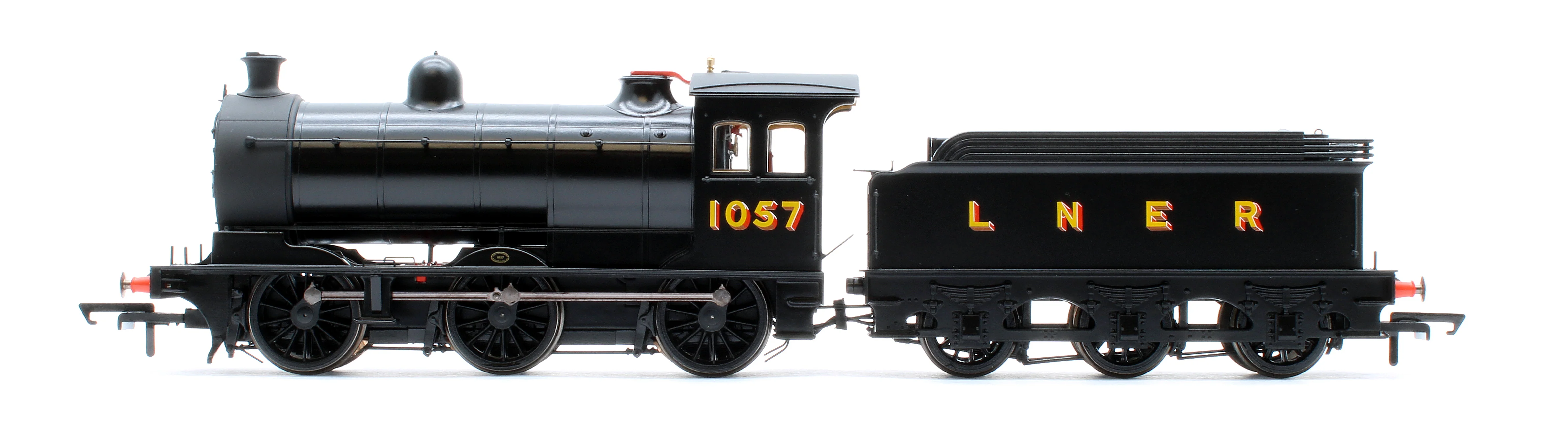 OR76J26001XS Class J26 LNER 0-6-0 Steam Locomotive No.1057 - DCC Sound - Image 4