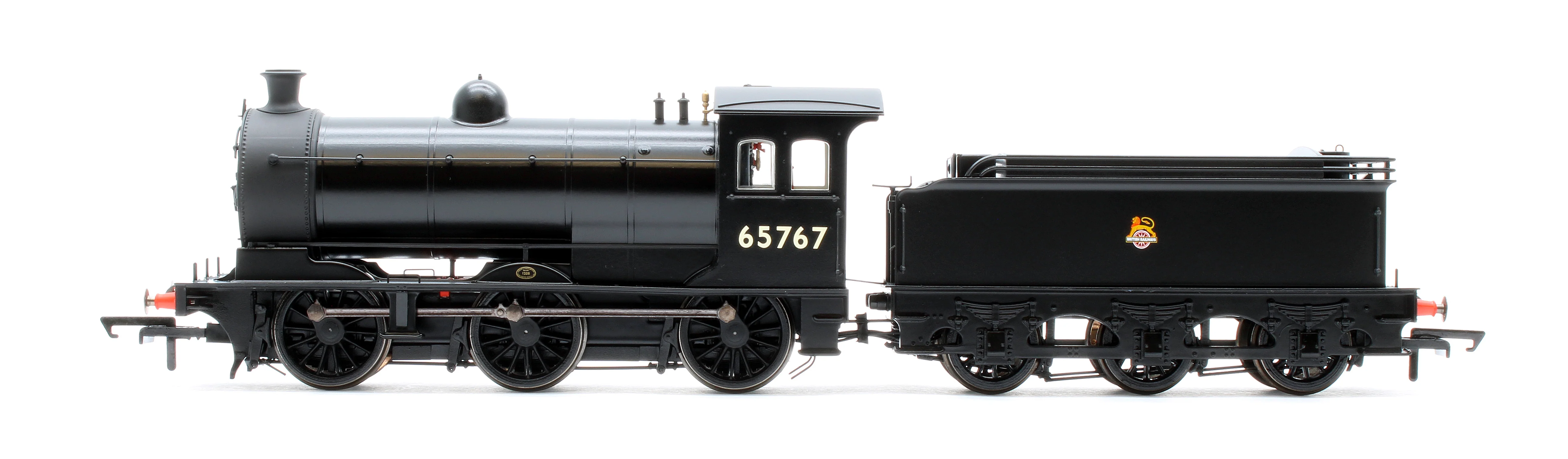 OR76J26002XS Class J26 BR Black (Early) 0-6-0 Steam Locomotive No.65767 - DCC Sound - Image 4