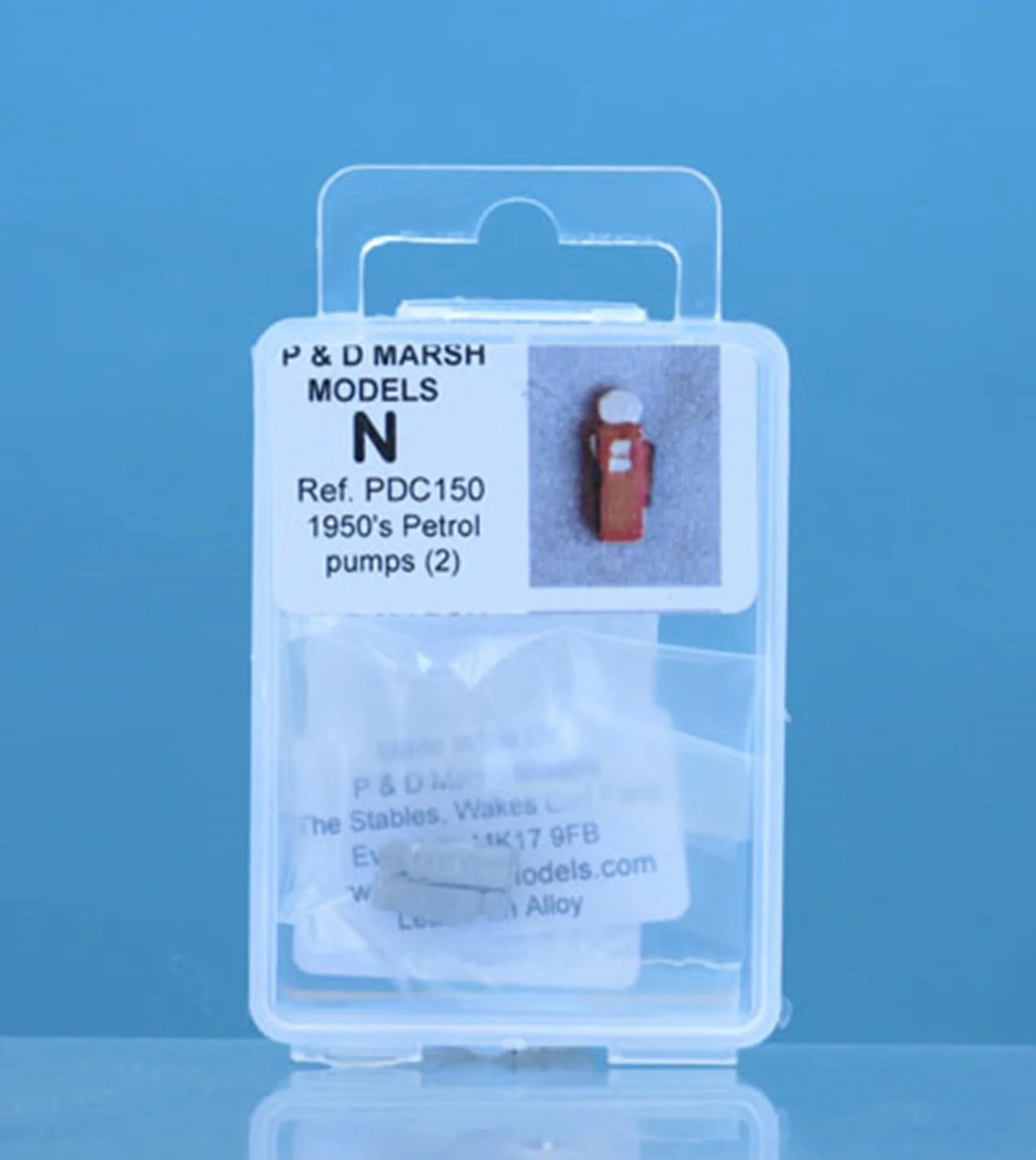 PDC150 N Gauge 1950's Petrol Pumps - UNPAINTED - Image 2