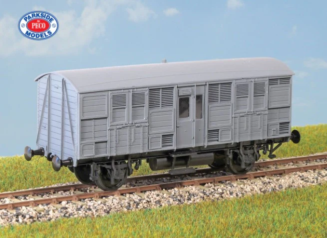 PC64 GWR "Beetle" Prize Cattle Van