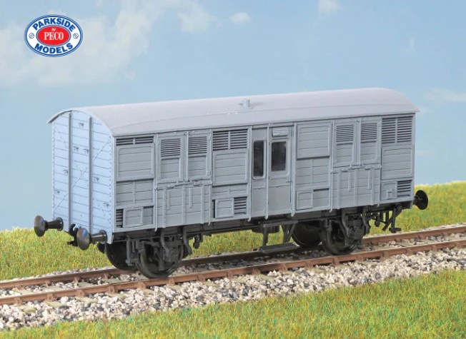 PC67 GWR Beetle Prize Cattle Wagon