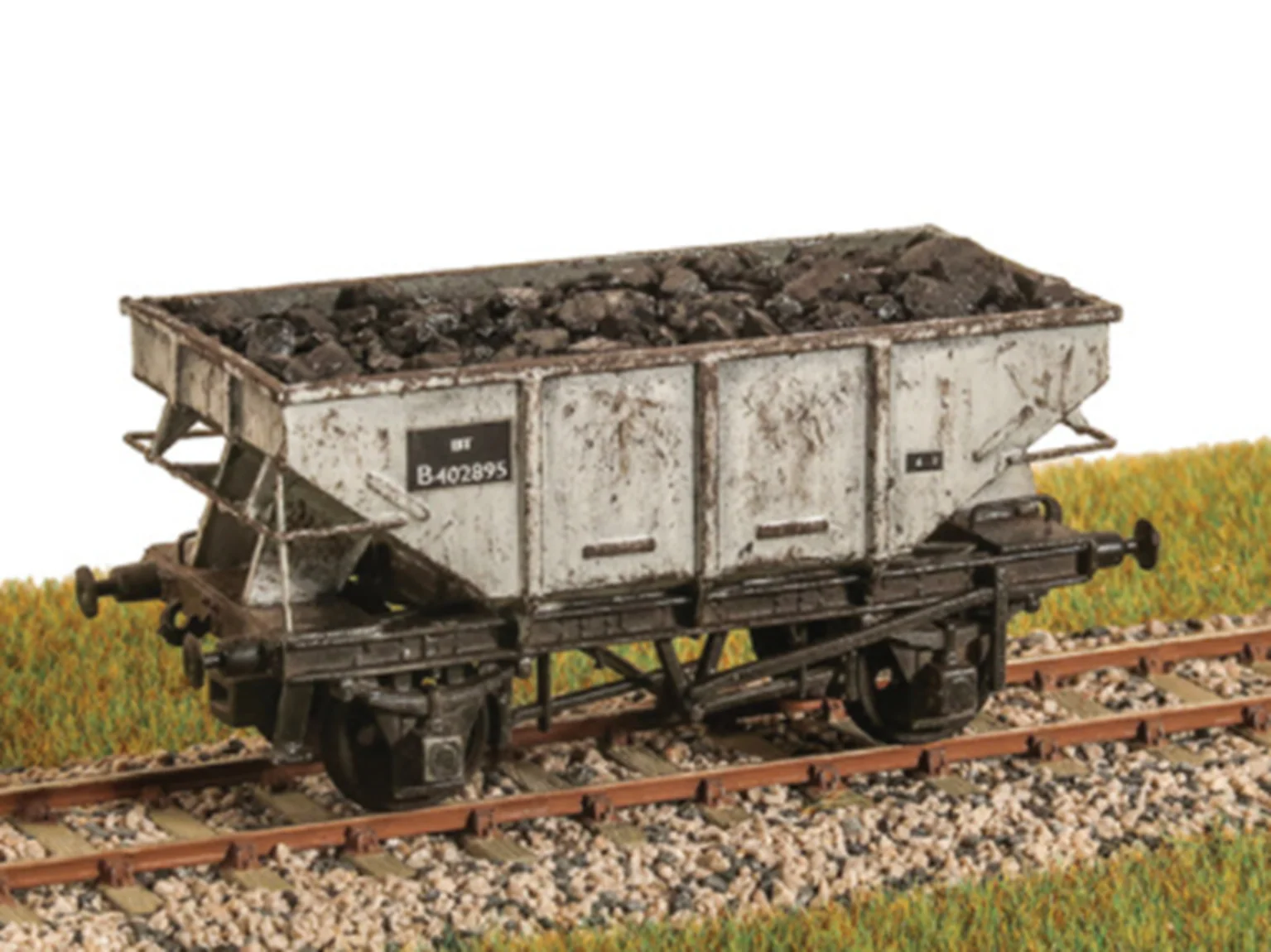 PC90 OO BR(E) 13 ton Steel Body Hopper Wagon Kit - Image 2