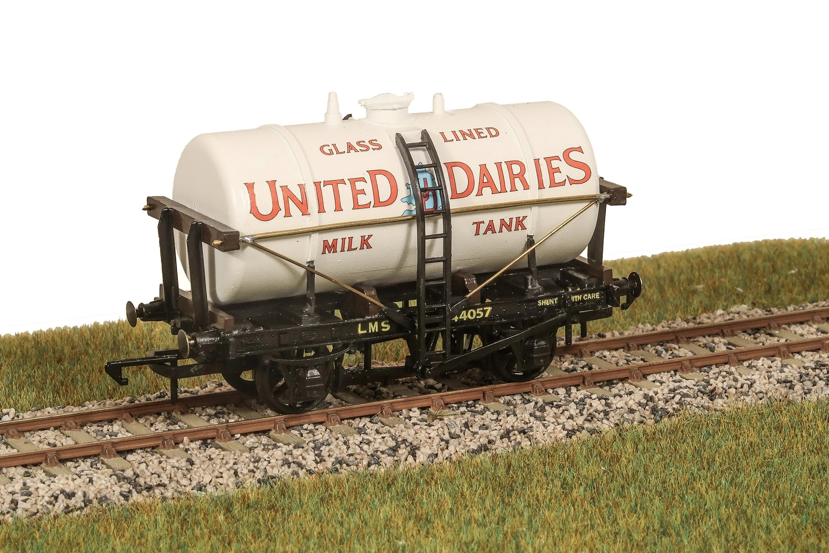 PC91 OO/4mm scale 10ft tank wagon Kit - Milk Tank