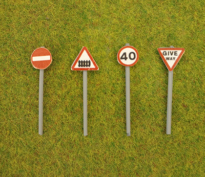 PDZ21 OO Gauge ROAD SIGNS PACK 2