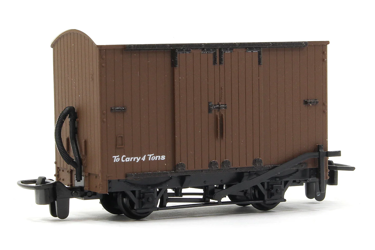 GR221U Box Van, Brown Unlettered - Image 3