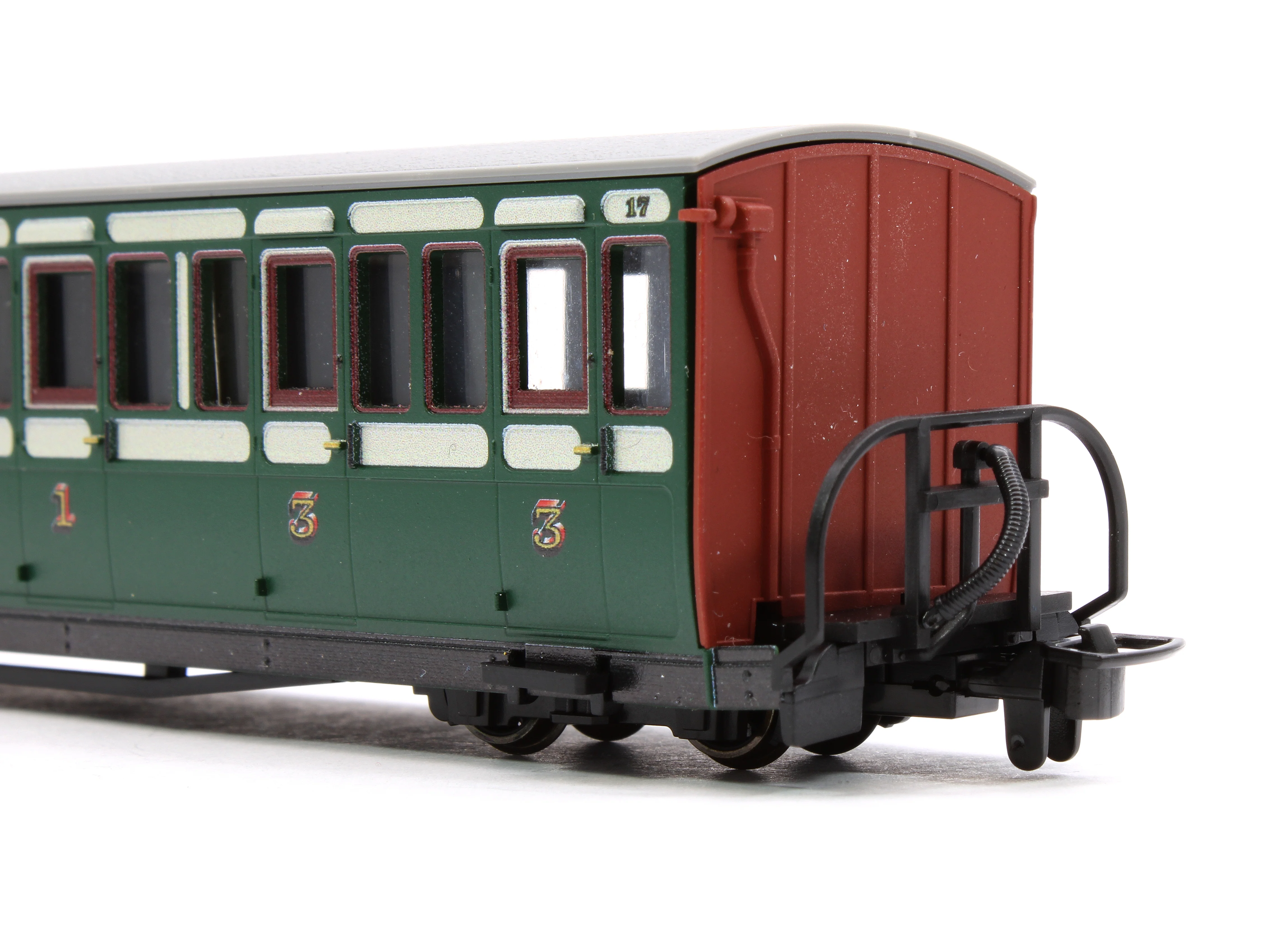 GR601A Ffestiniog Railway Short 'Bowsider' Bogie Coach, Early Preservation Green, No. 17 - Image 5
