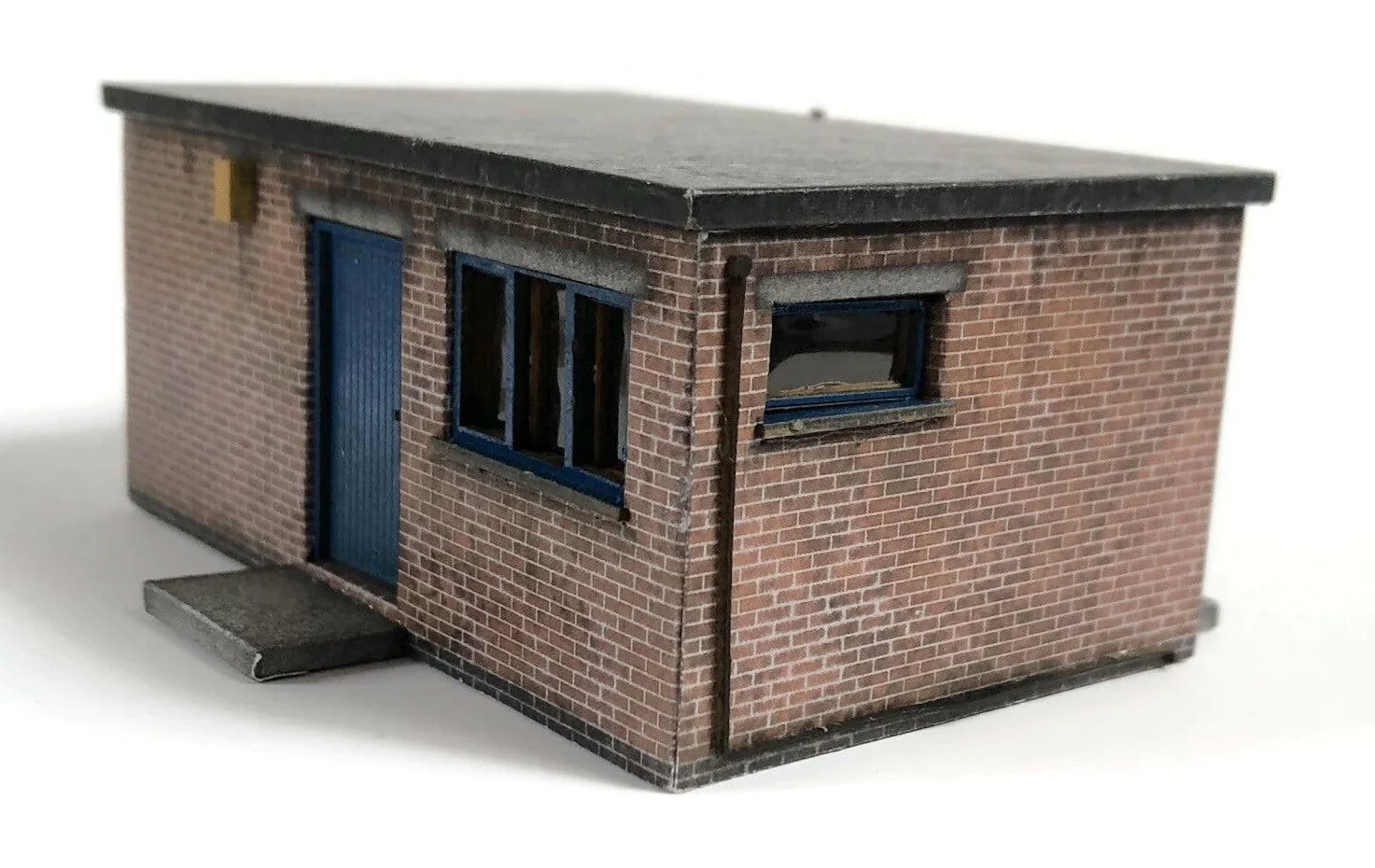 KX048 OO Utility Building/Plant Room Model Kit - Image 6
