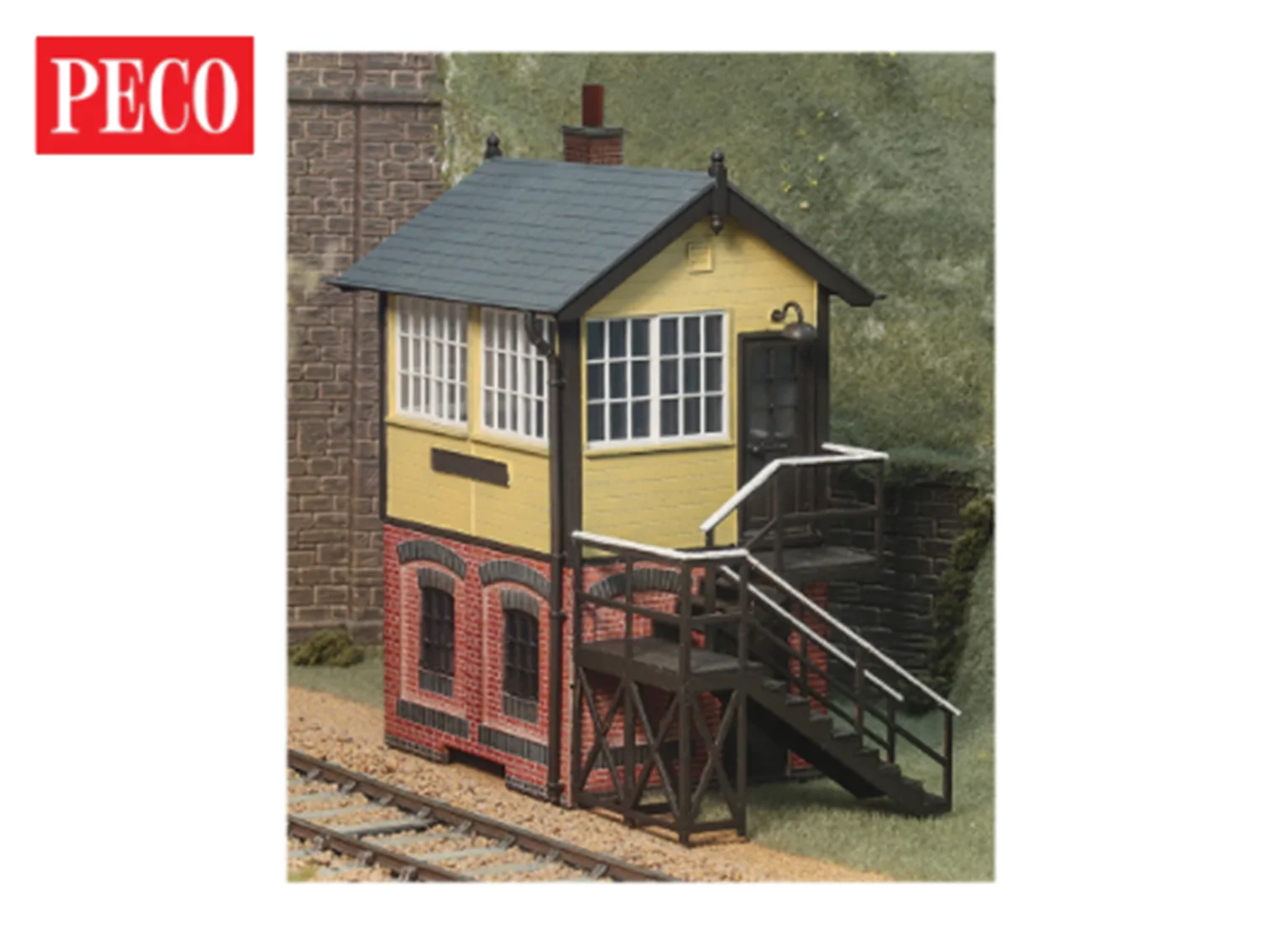 LK715 Signal Box with Brick Base Kit