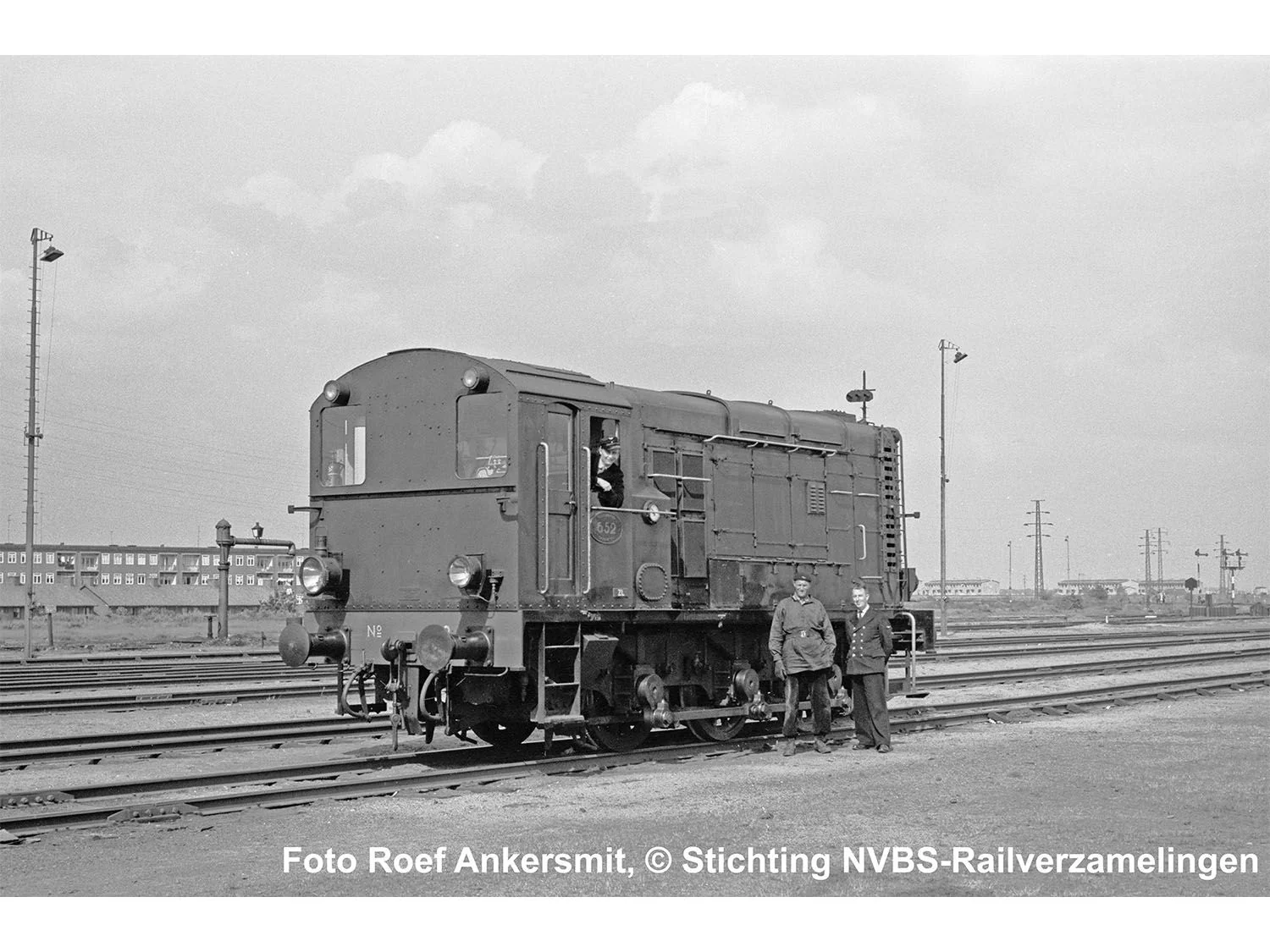 22000 Expert NS 500 Diesel Locomotive III - Image 4