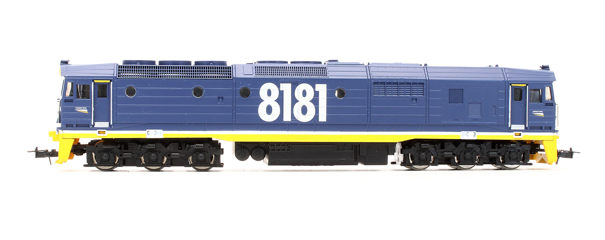 P206 Pre-Owned Freight Rail Class 8181 Diesel Locomotive - Image 4