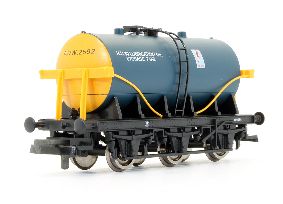 Pre-Owned 3 Axle Oil Tank Wagon - Image 2