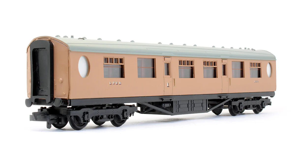 34-402 Pre-Owned 59' 6" Thompson Composite Coach LNER Post War Brown '144'