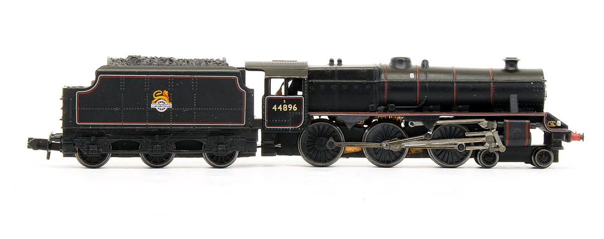 Pre-Owned 372-126 Black 5 44896 Mixed Traffic Lined BR Black Early Emblem Steam Locomotive - Image 3