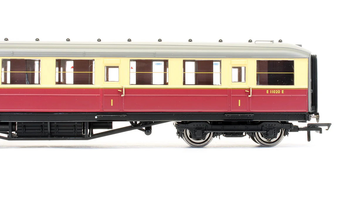 Pre-Owned R4179A BR Crimson & Cream Gresley 61ft 6in 1st Class Coach 'E 11020 E' - Image 3