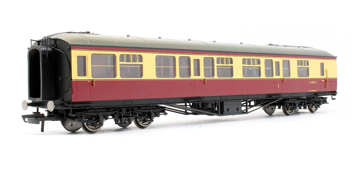 Pre-Owned R4408A BR Crimson & Cream Hawksworth Composite Brake Coach 'W7373W'