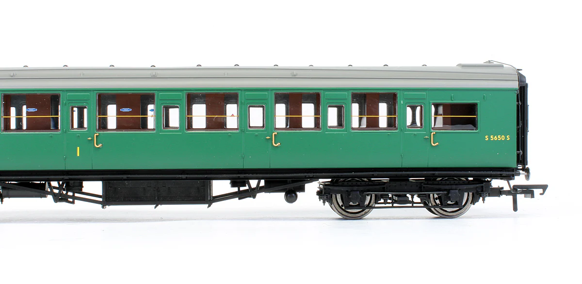 Pre-Owned R4304E BR Maunsell Composite Coach 'S 5650 S' - Image 3