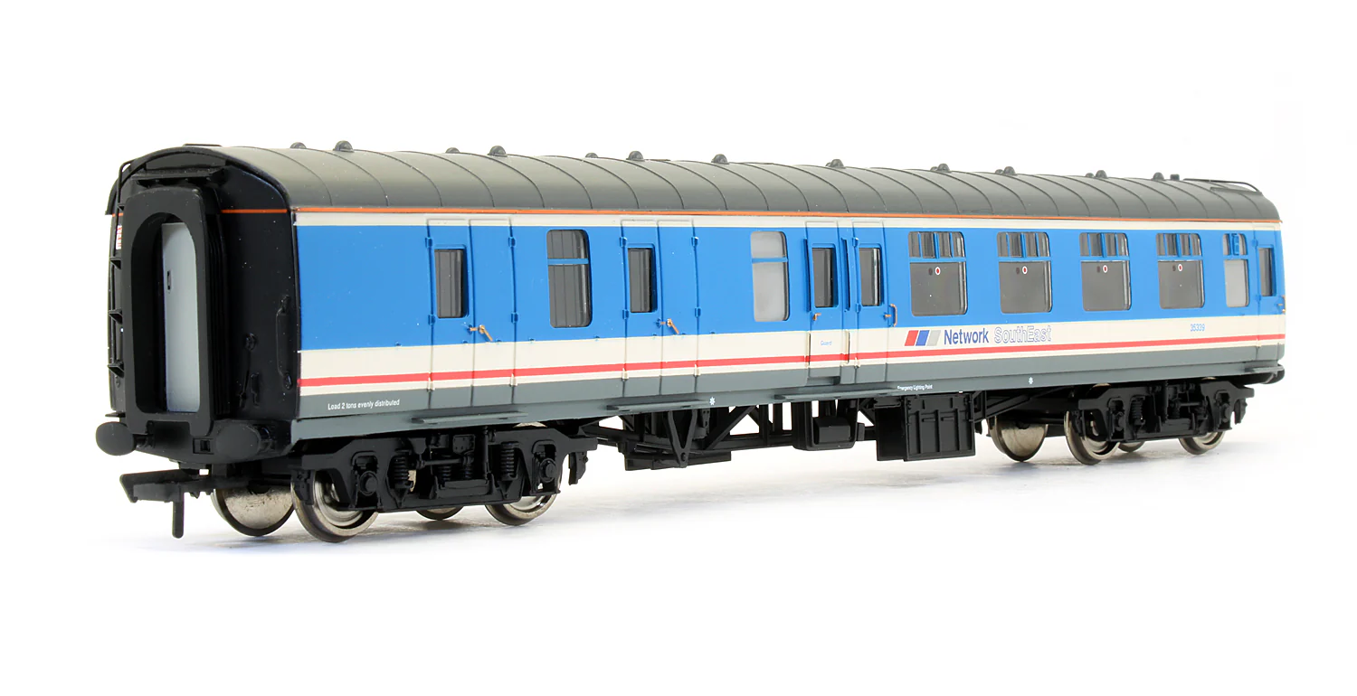 Pre-Owned 39-082 BR MK1 BSK Brake Second Corridor Network Southeast Coach '35339' - Image 2