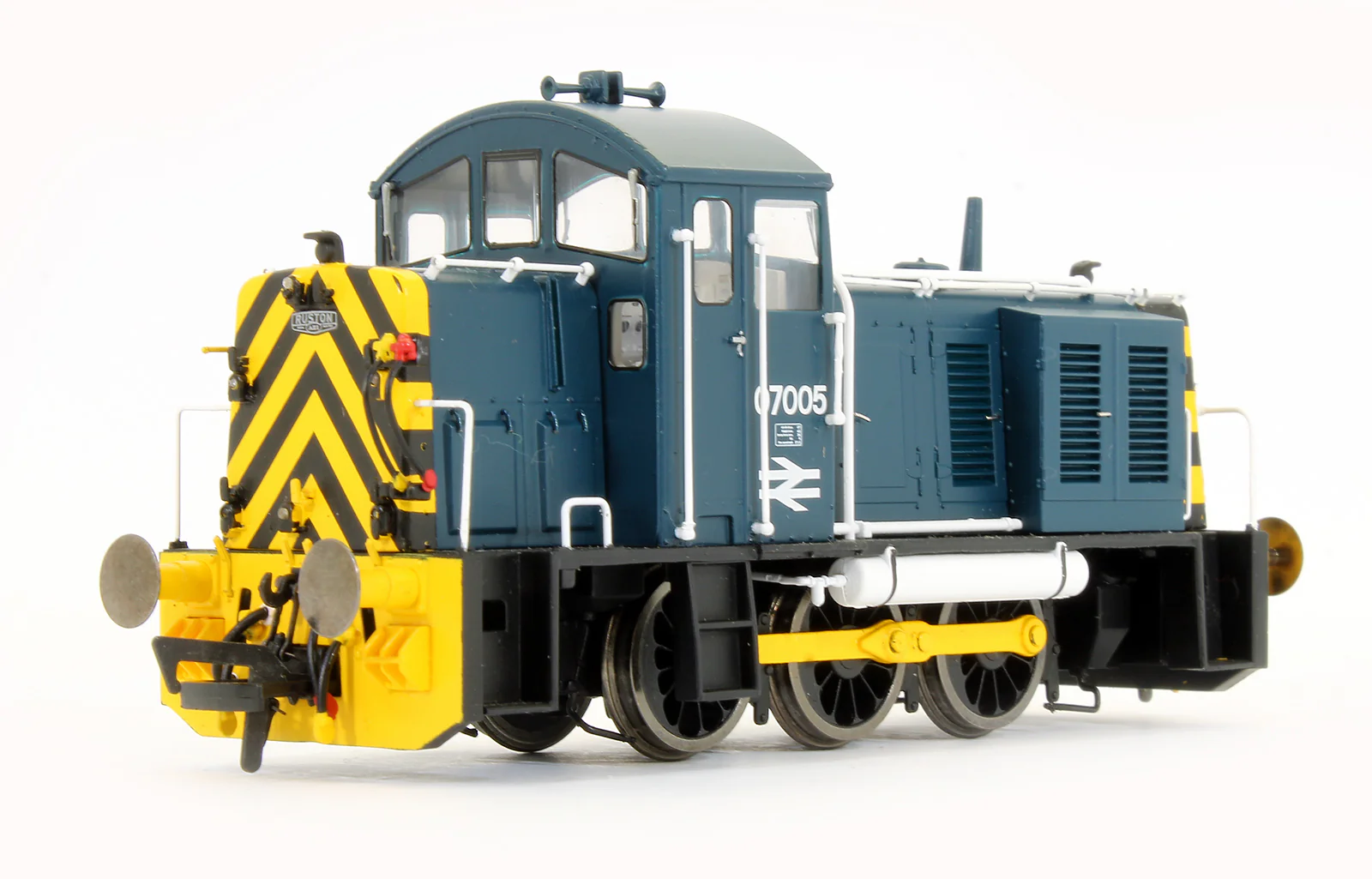 Pre-Owned 2911 Class 07 V1 D7005 BR Blue Diesel Shunter Locomotive - Image 2
