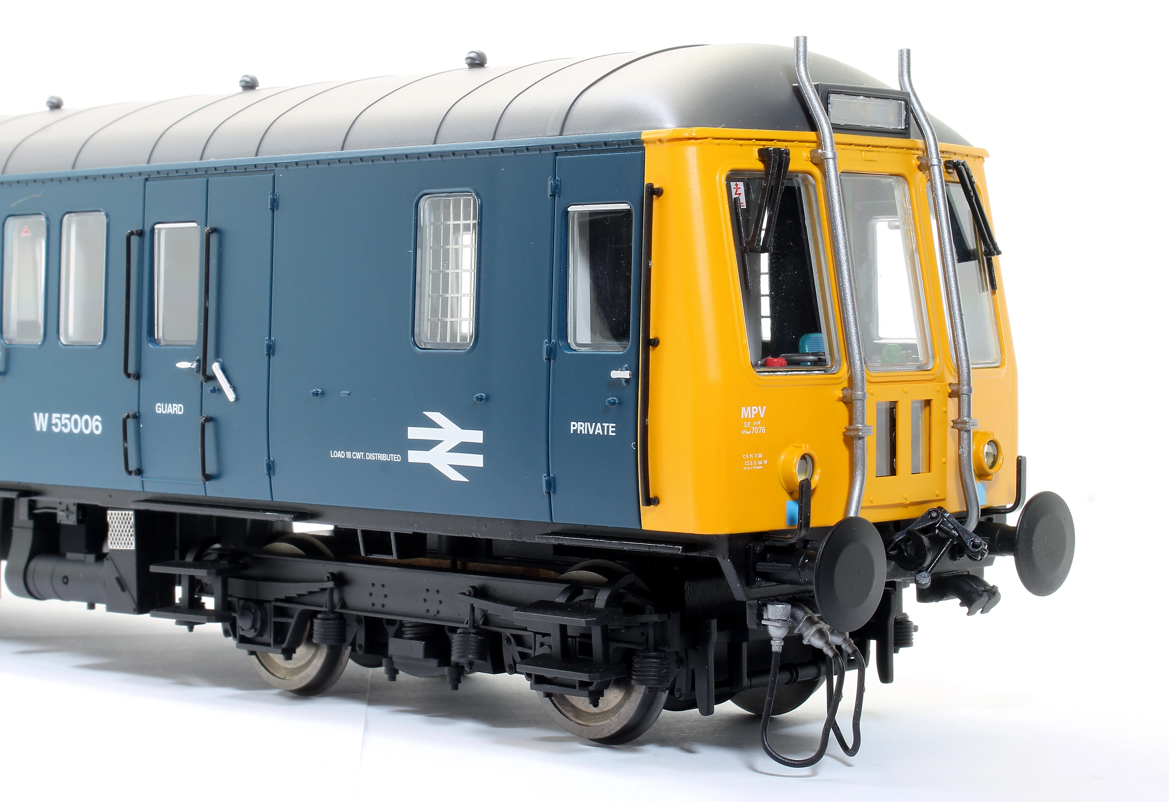 Pre-Owned Class 122 55006 BR Blue Single Car DMU - Image 6
