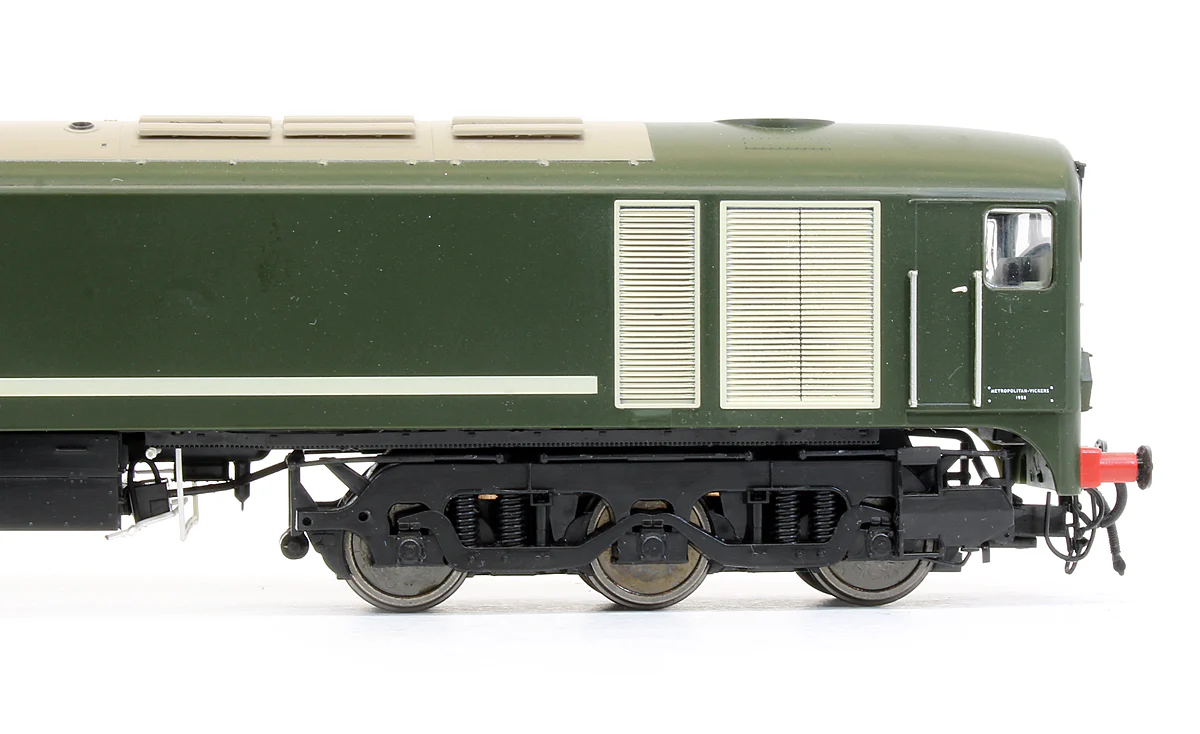 2810 Pre-Owned Class 28 D5714 Full BR Green Diesel Locomotive - Image 4