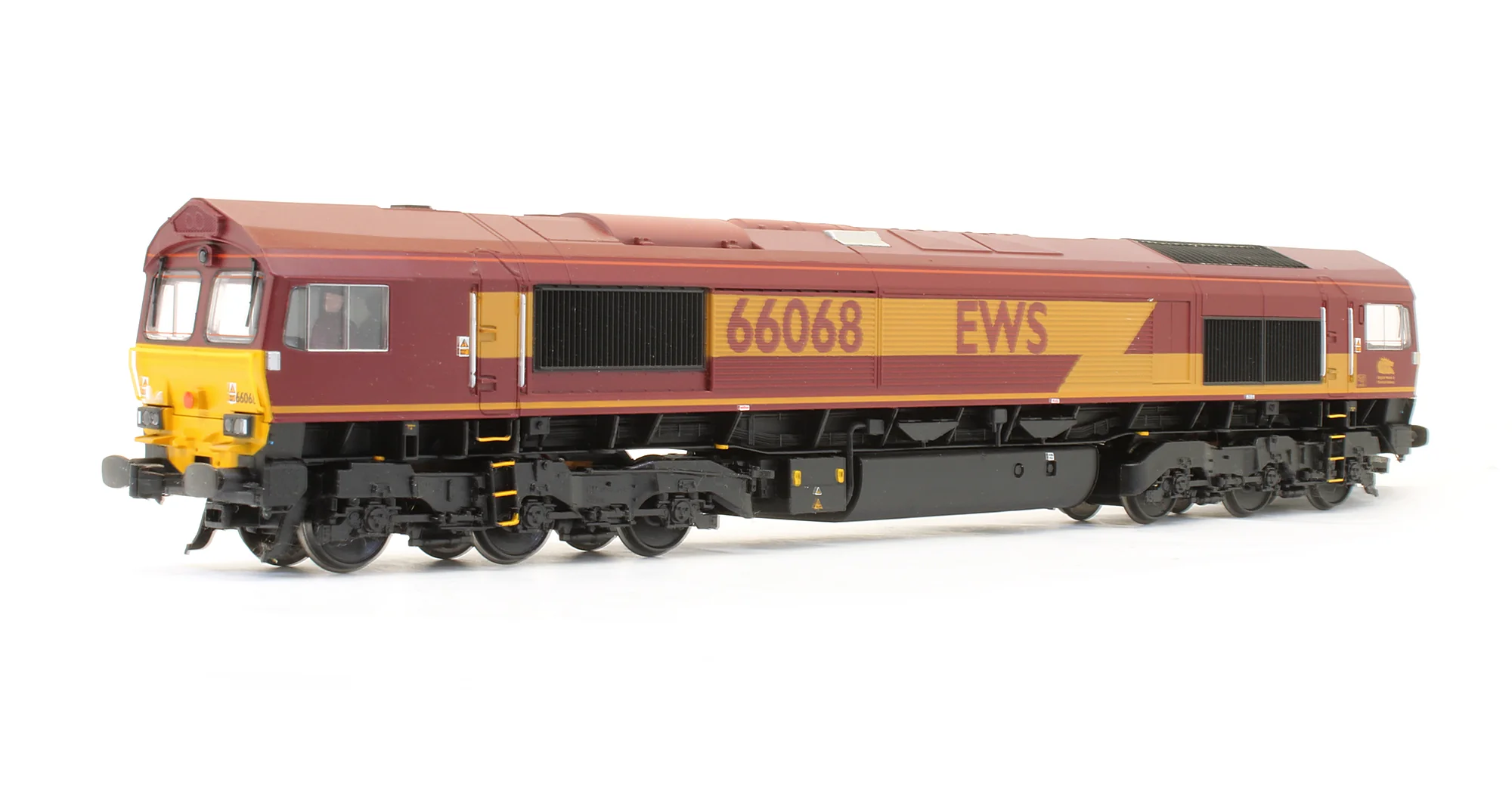 Pre-Owned 32-733 Class 66068 EWS Diesel Locomotive - Image 2