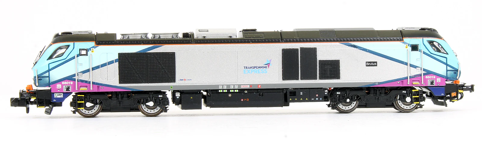 Pre-Owned 2D-022-009 Class 68 019 'Brutus' Transpennine express Diesel Locomotive - Image 4
