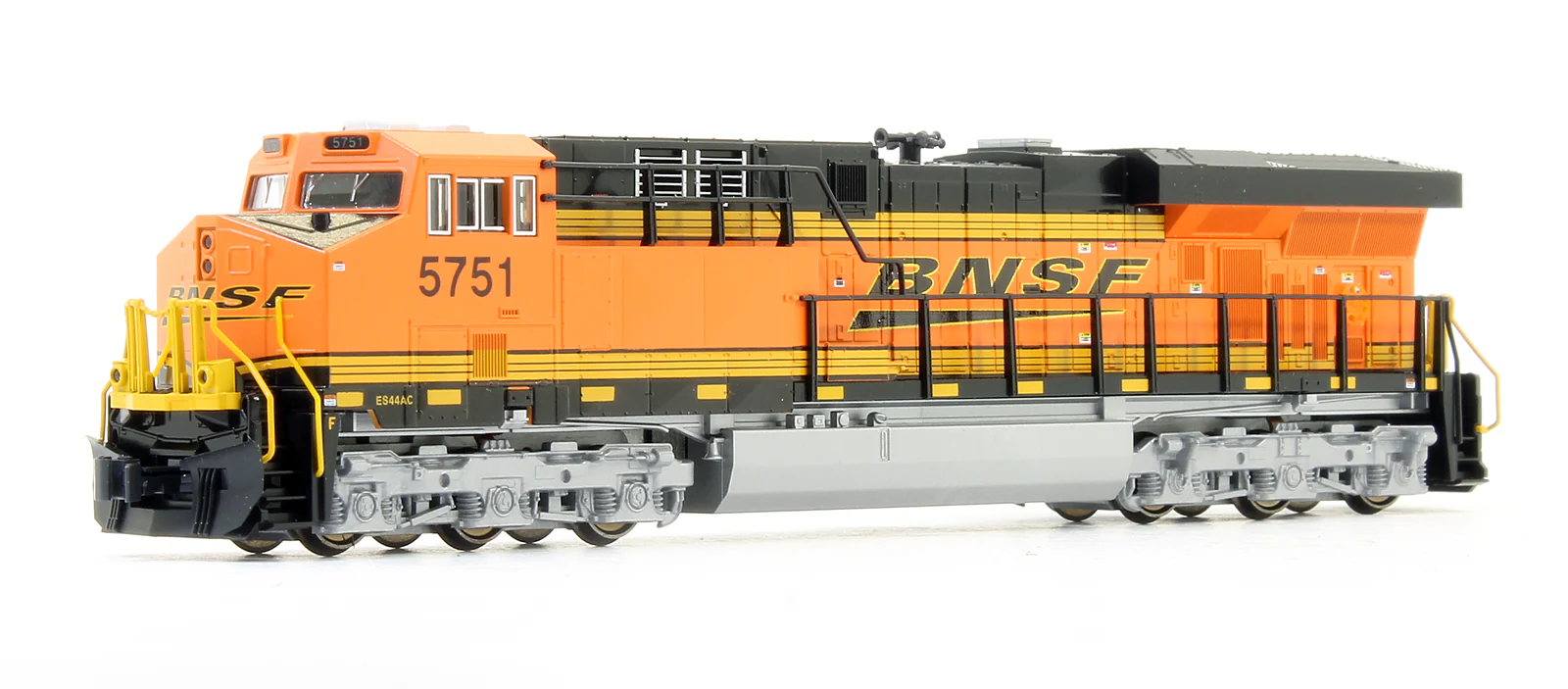 Pre-Owned 176-8924 ES44AC BNSF #5751 Diesel Locomotive
